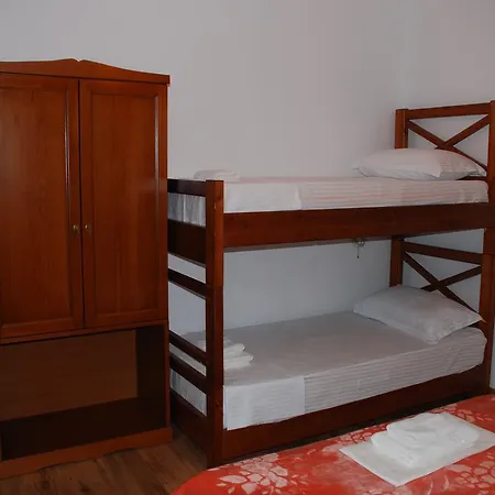 Penzion Local Living Edi