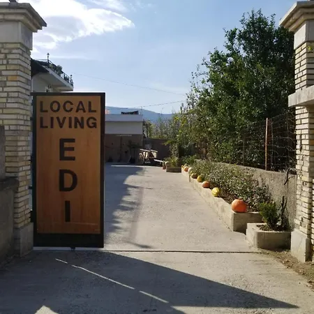 Penzion Local Living Edi *